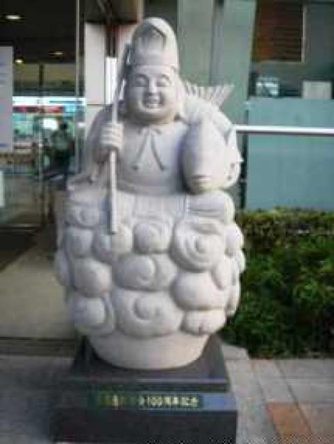 画像:九州佐賀国際空港恵比須像の写真