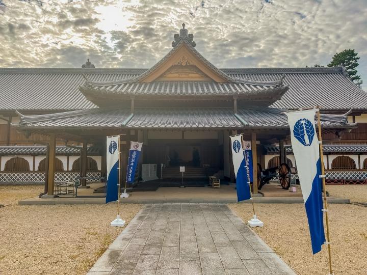 写真：佐賀城本丸歴史館の外観