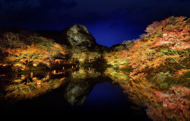 武雄市にある御船山楽園の紅葉まつりの画像