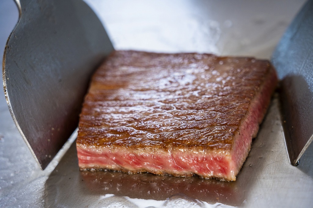 佐賀牛のステーキの画像